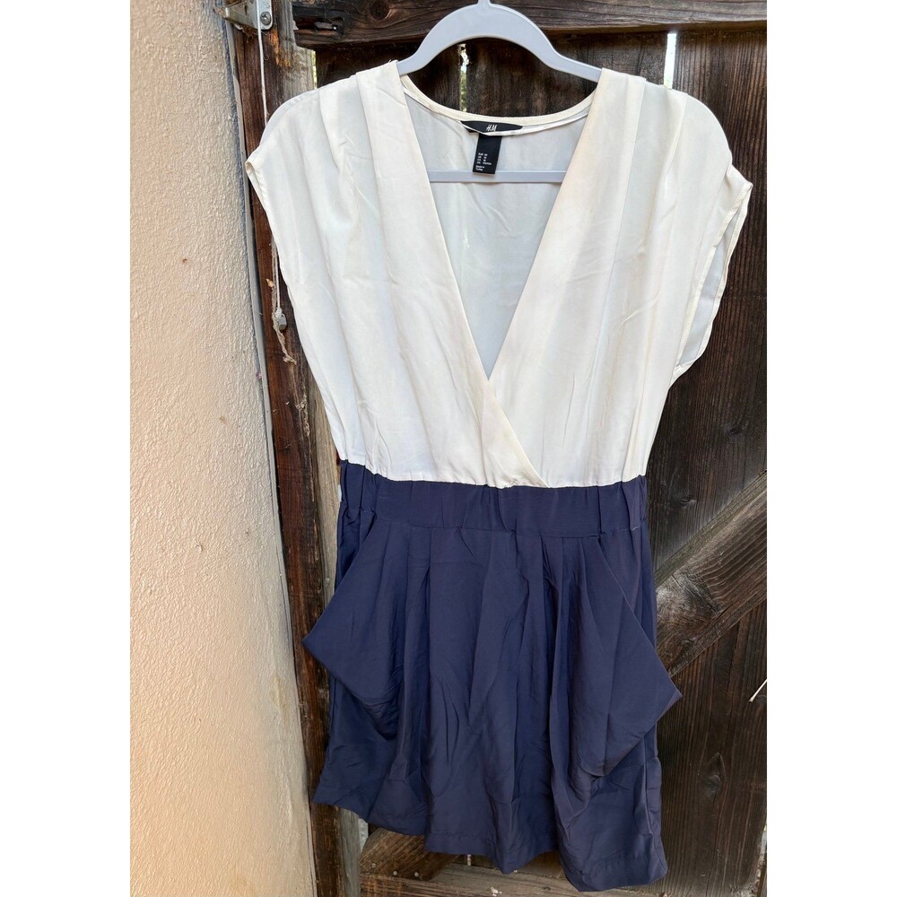 H&M two-tone white and navy blue sleeveless dress